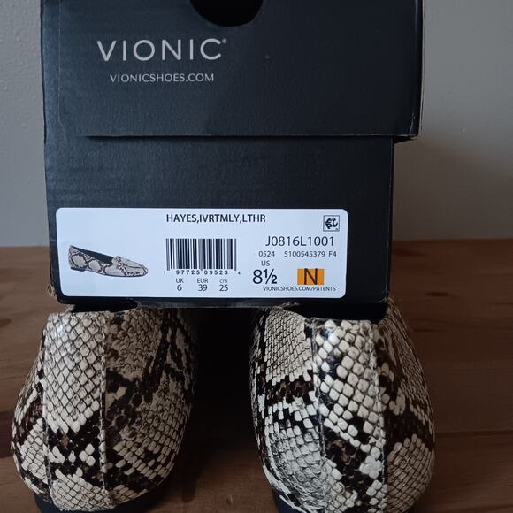 Vionic Hayes Snakeskin Leather Loafer Flats Women's 8.5 Narrow (N) - Picture 9 of 10